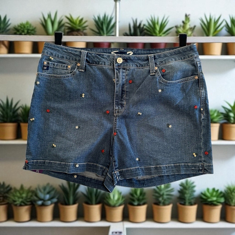 Seven7 Jeans Weekend Shorts Womens 16 Embroidered Flowers 5" Inseam High-Rise